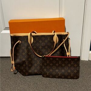 Louis Vuitton Monogram Tote Bag - Brown